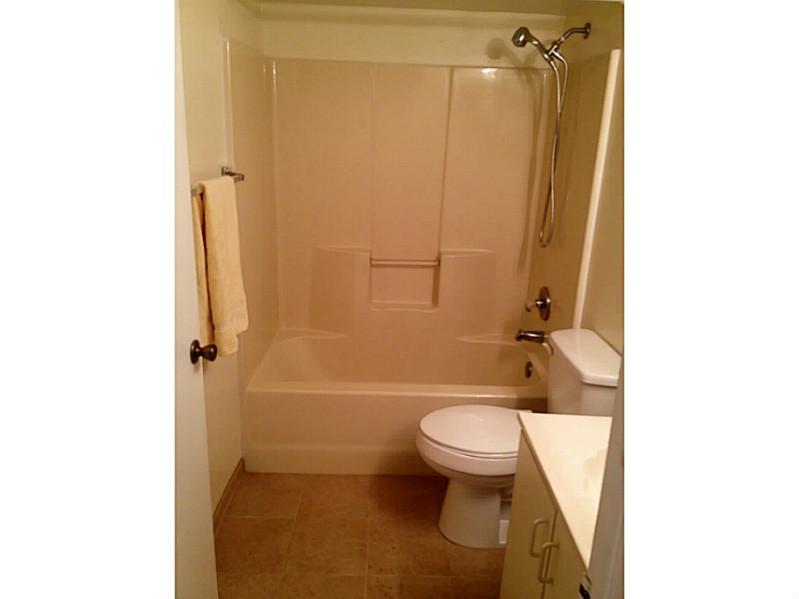 LAKEWOOD AT EMERALD HILLS - Residential Lease