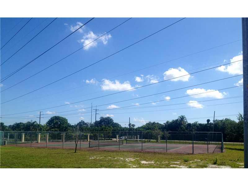 LAKEWOOD AT EMERALD HILLS - Residential Lease