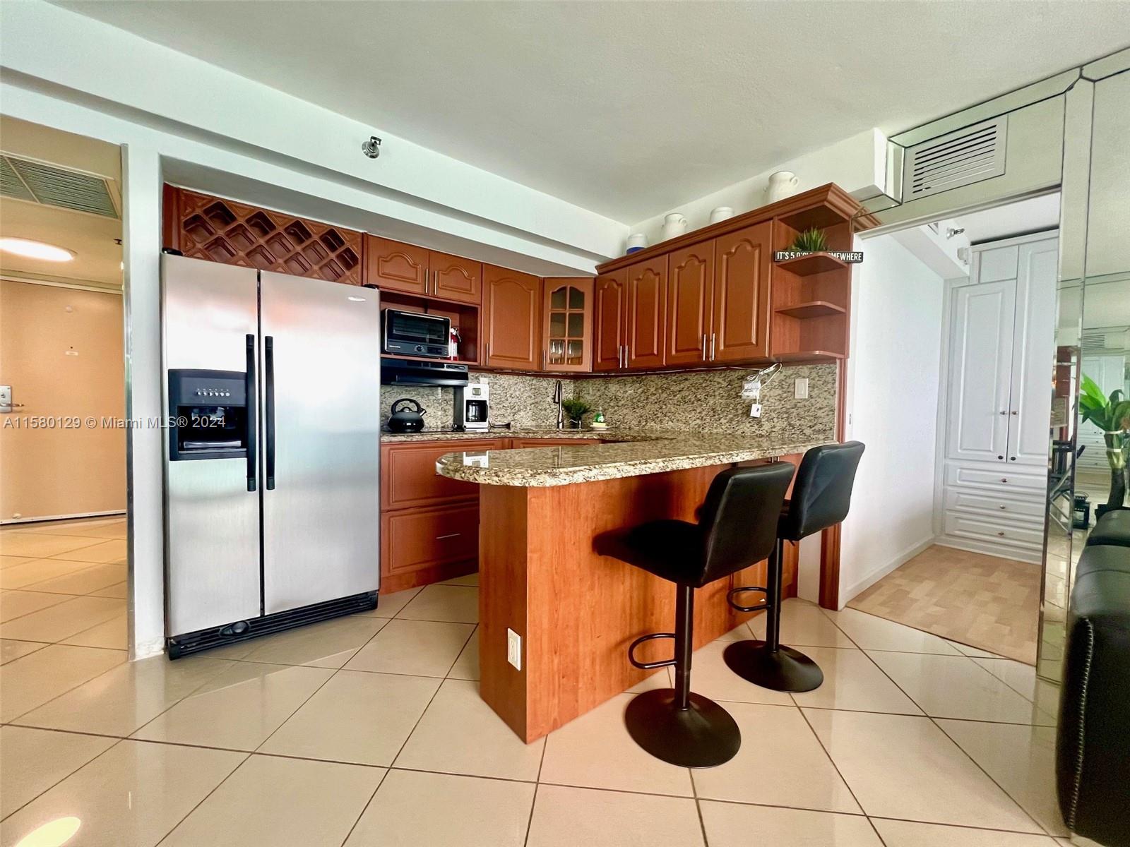 THE AVENTURA BEACH CLUB CO - Residential