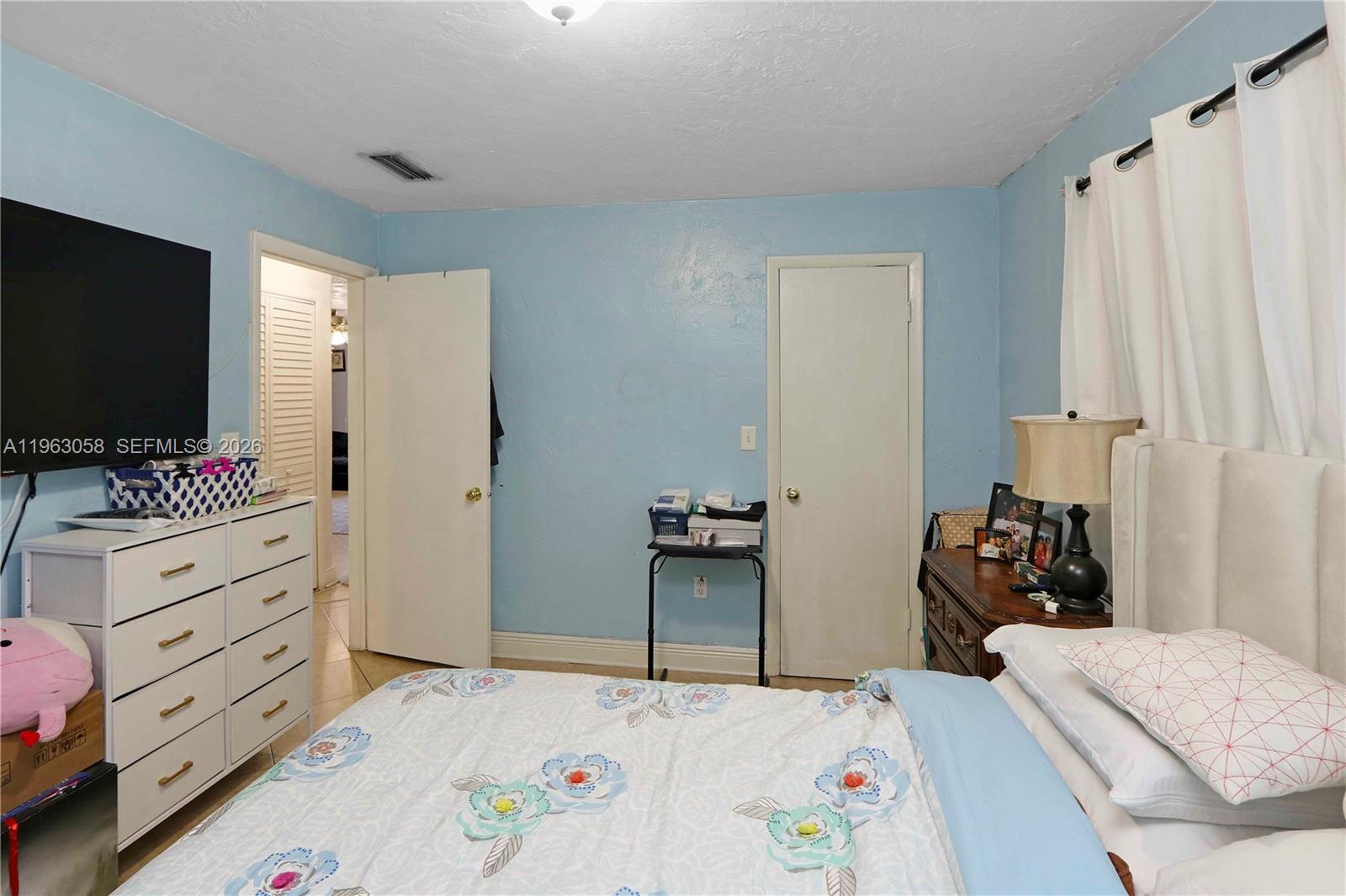 COURTYARDS OF HIALEAH CON - Residential