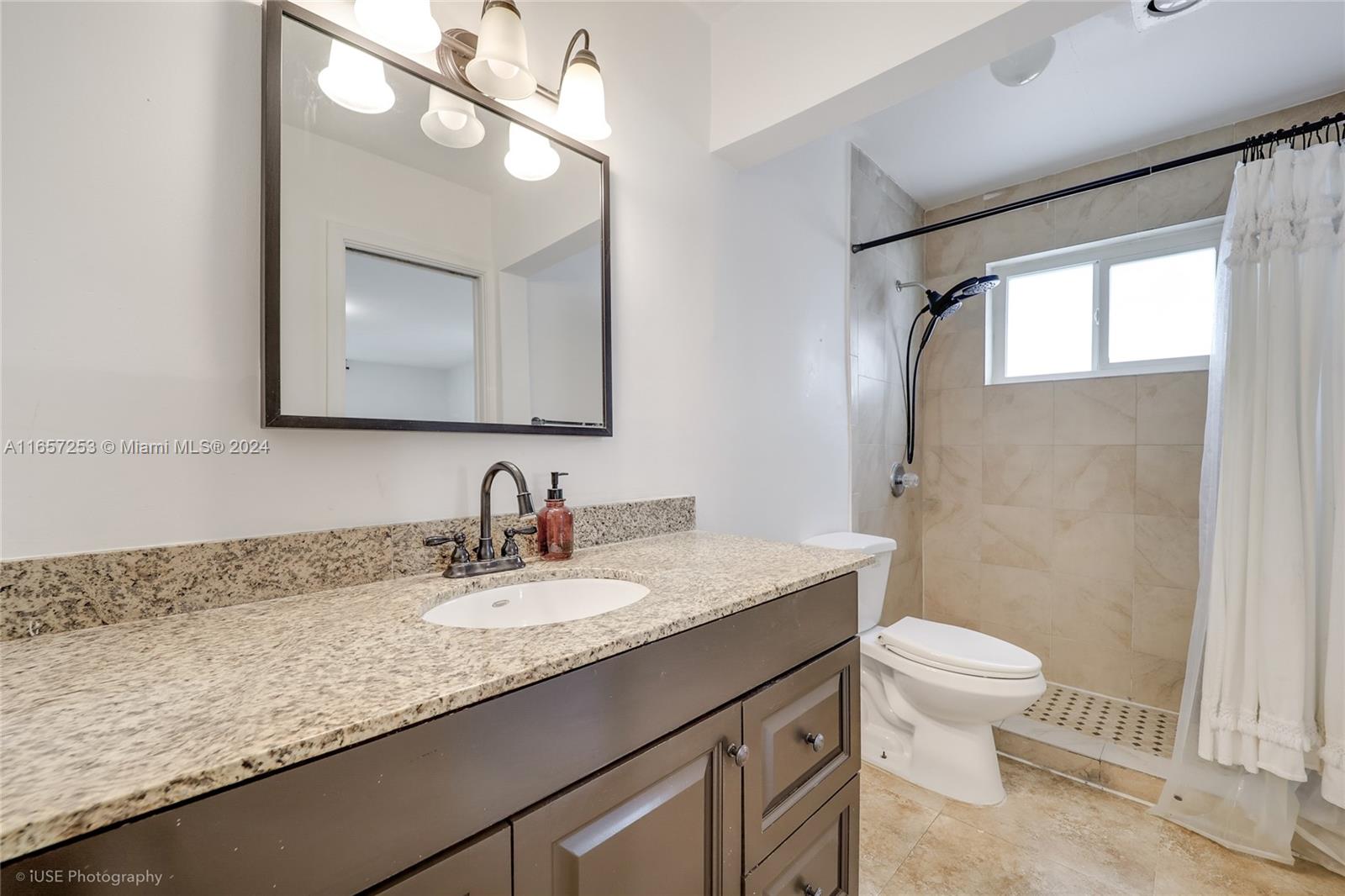 EAST SHENANDOAH - Residential Income