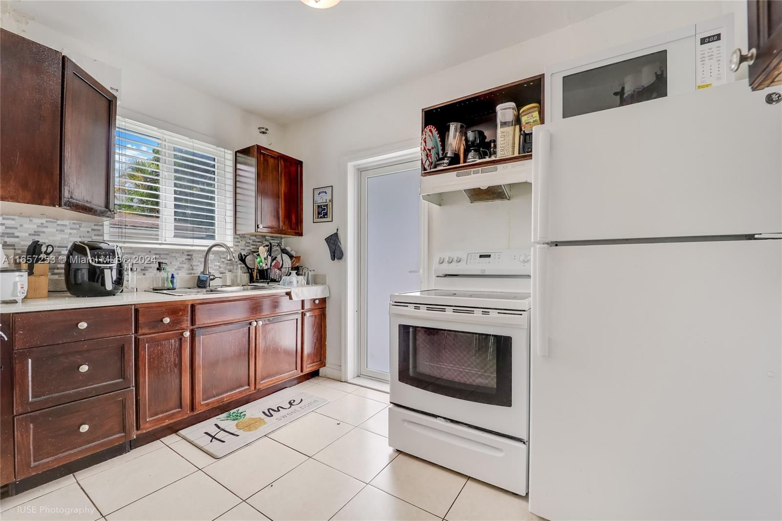 EAST SHENANDOAH - Residential Income