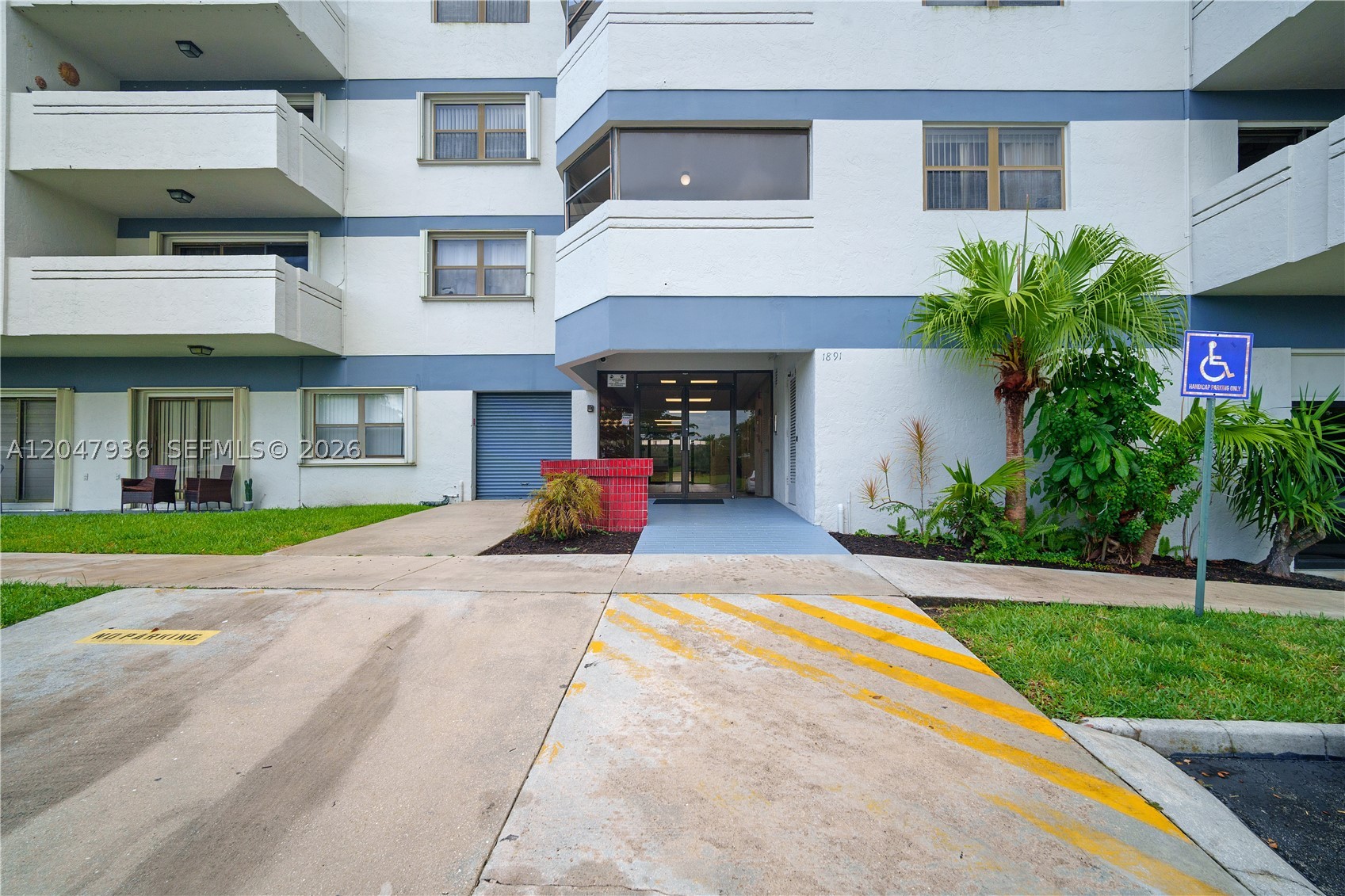 BAPTIST TOWERS CONDO - Residential