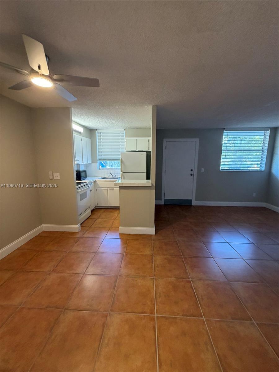 NORTH BAY VILLAS CONDO - Residential Lease