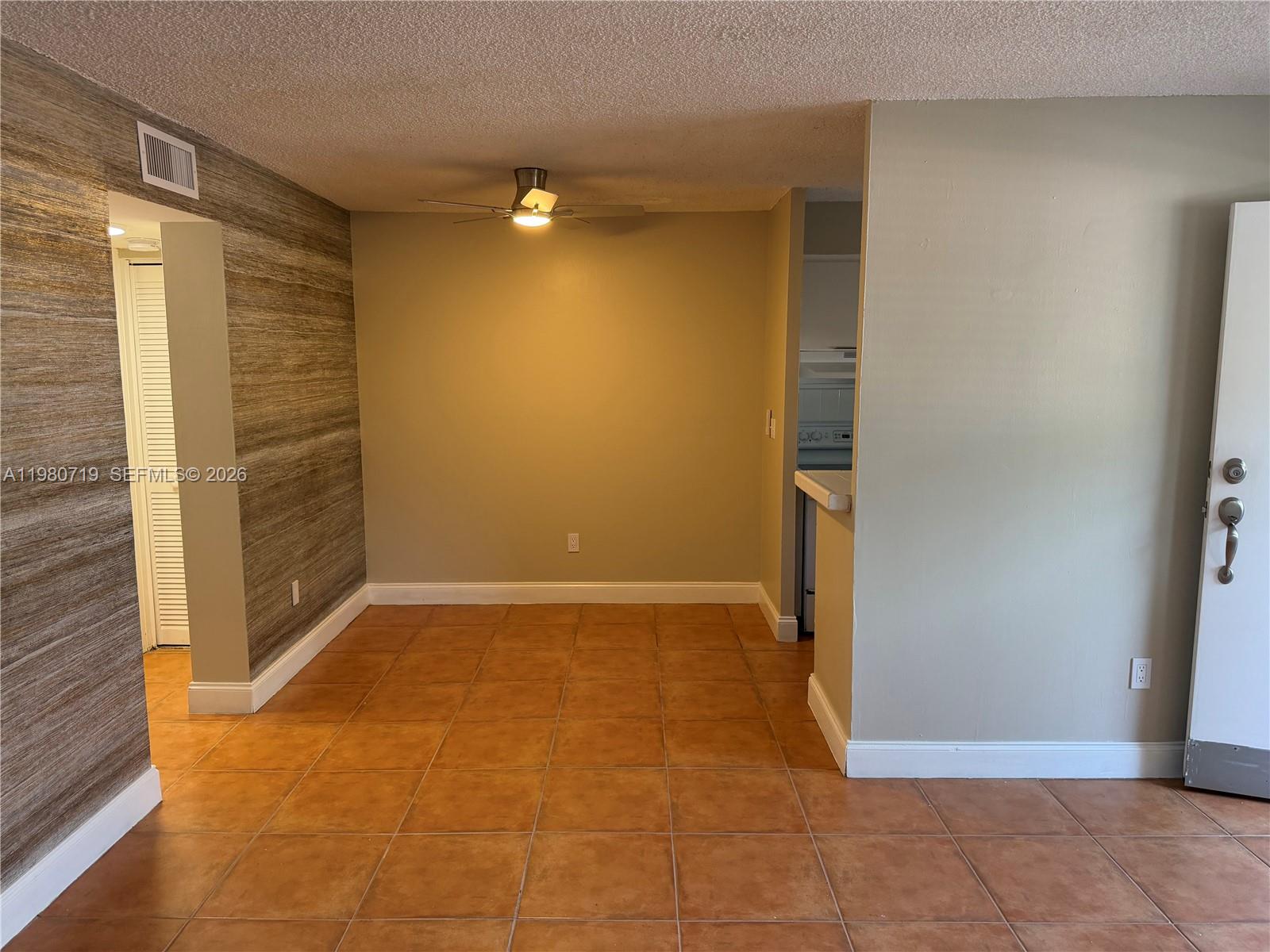 NORTH BAY VILLAS CONDO - Residential Lease