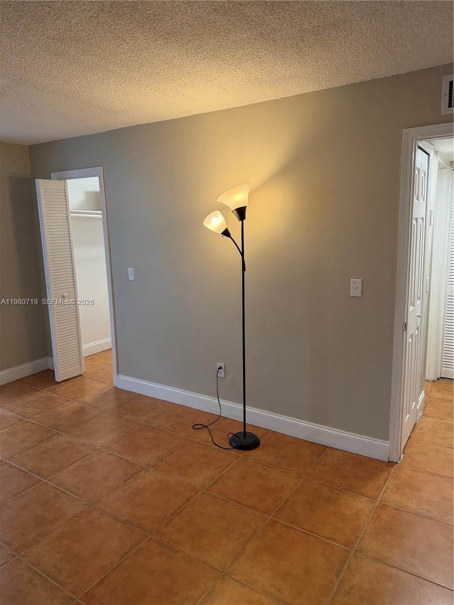 NORTH BAY VILLAS CONDO - Residential Lease