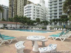 THE ROYAL CLUB CONDO - Residential Lease