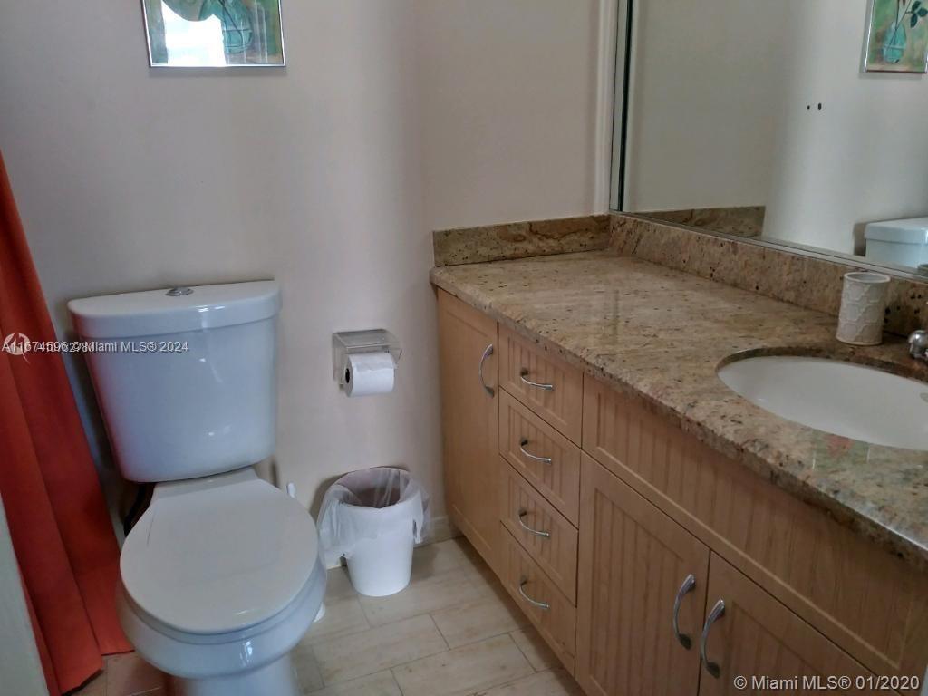 THE ROYAL CLUB CONDO - Residential Lease