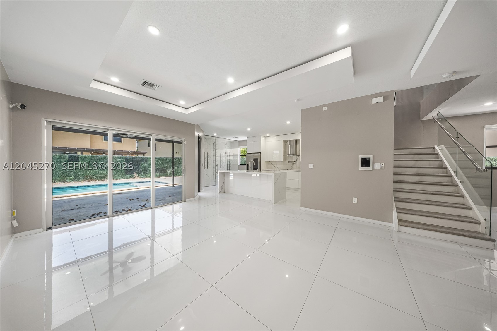 SILVER PALM WEST - Residential