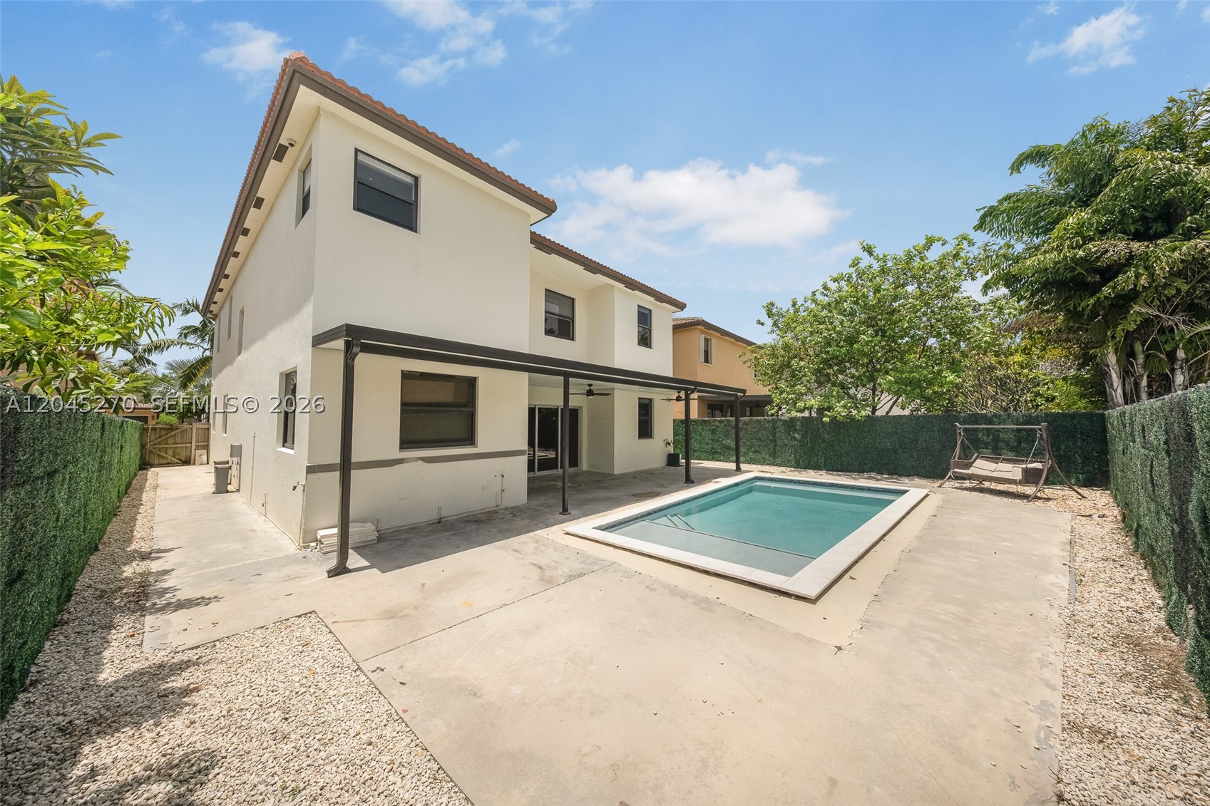 SILVER PALM WEST - Residential