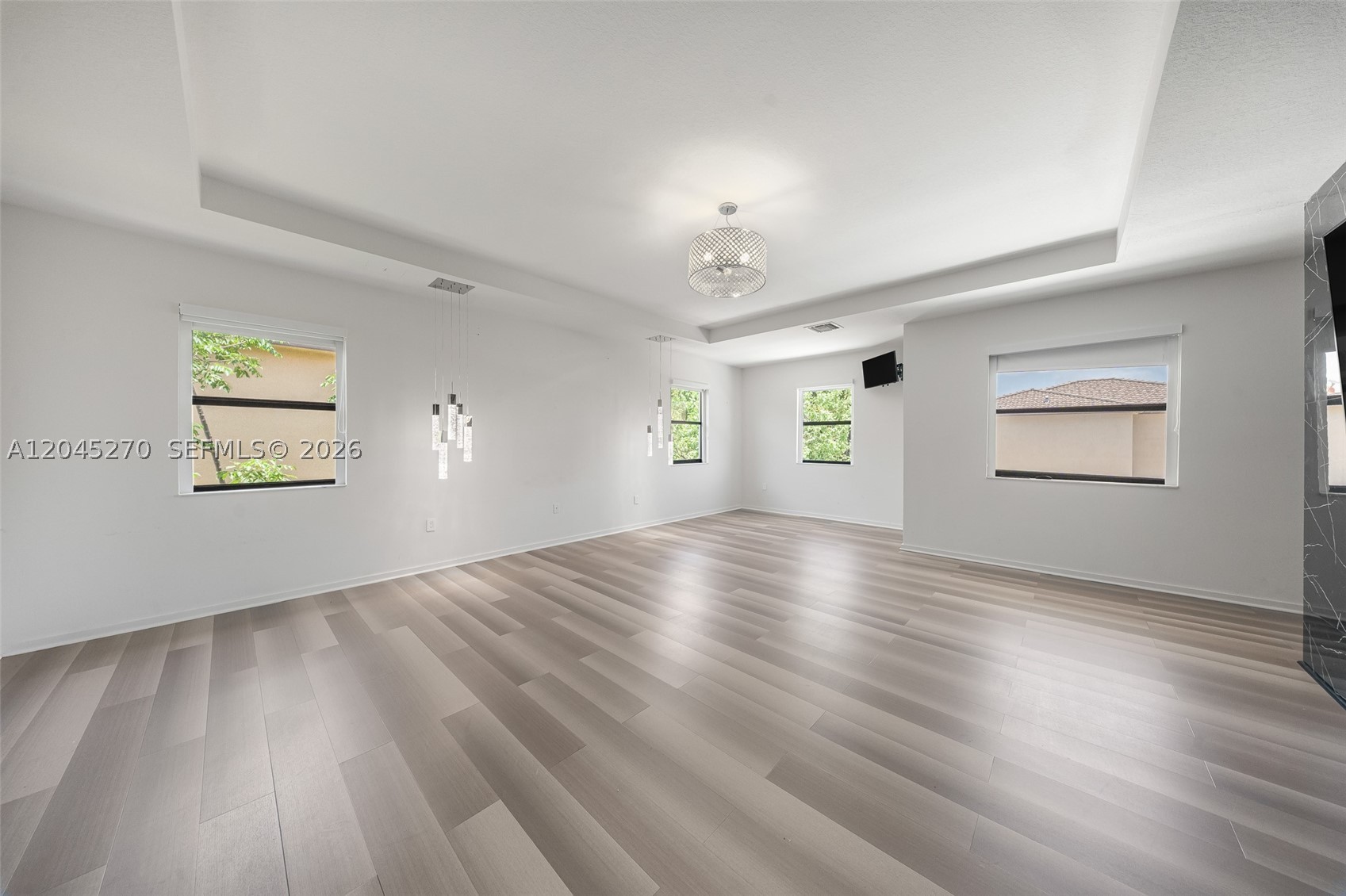 SILVER PALM WEST - Residential