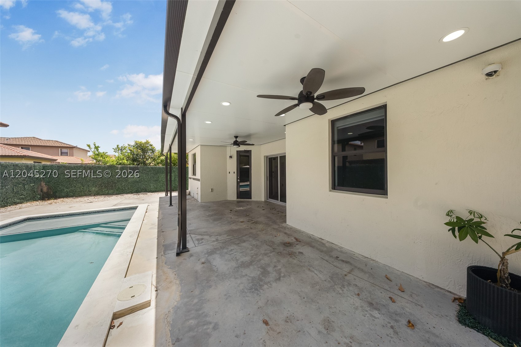 SILVER PALM WEST - Residential