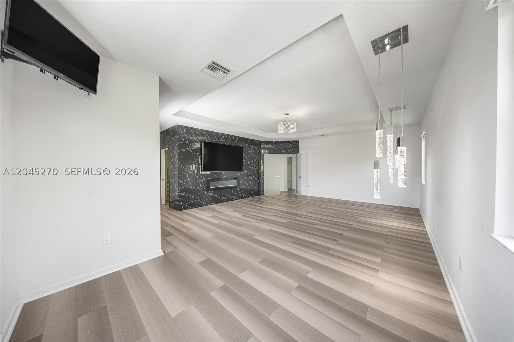 SILVER PALM WEST - Residential