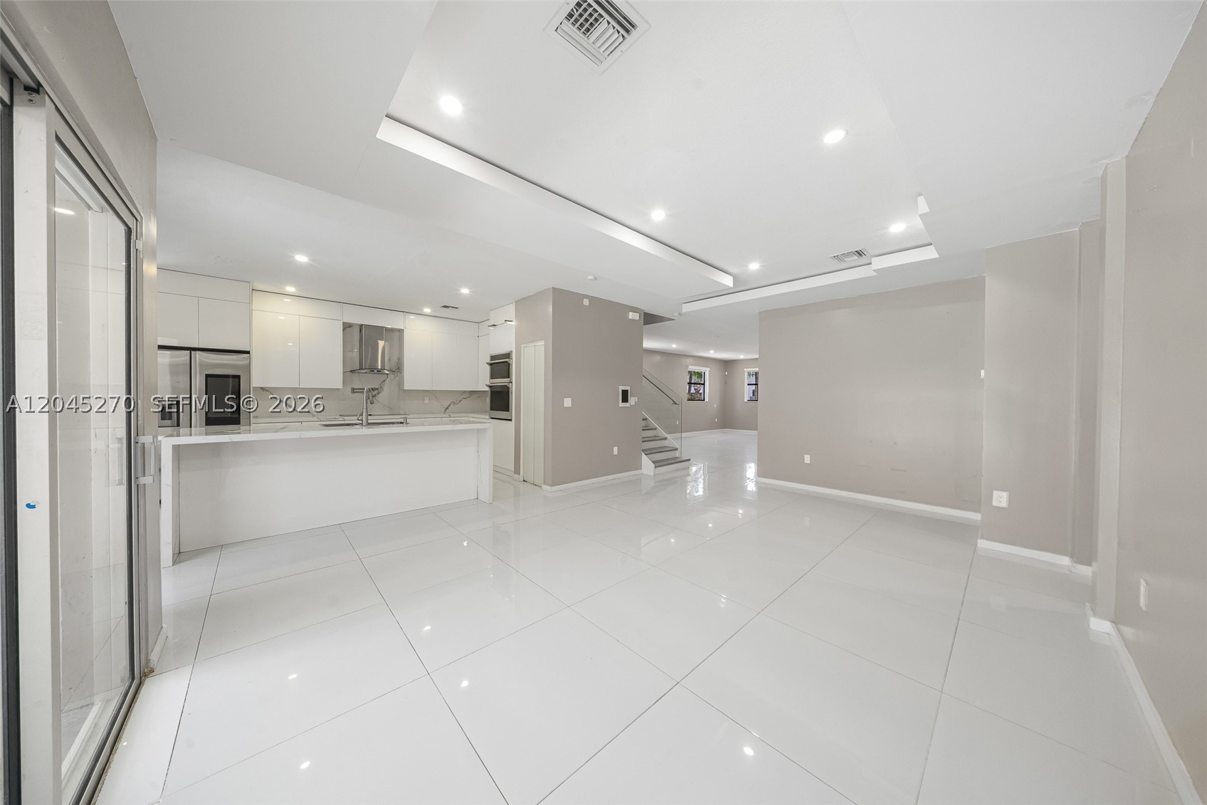 SILVER PALM WEST - Residential