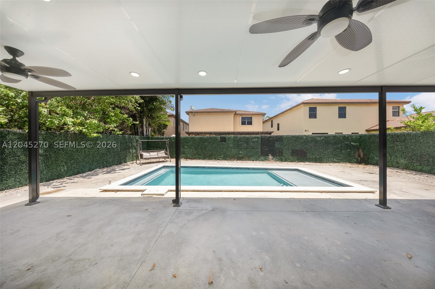 SILVER PALM WEST - Residential