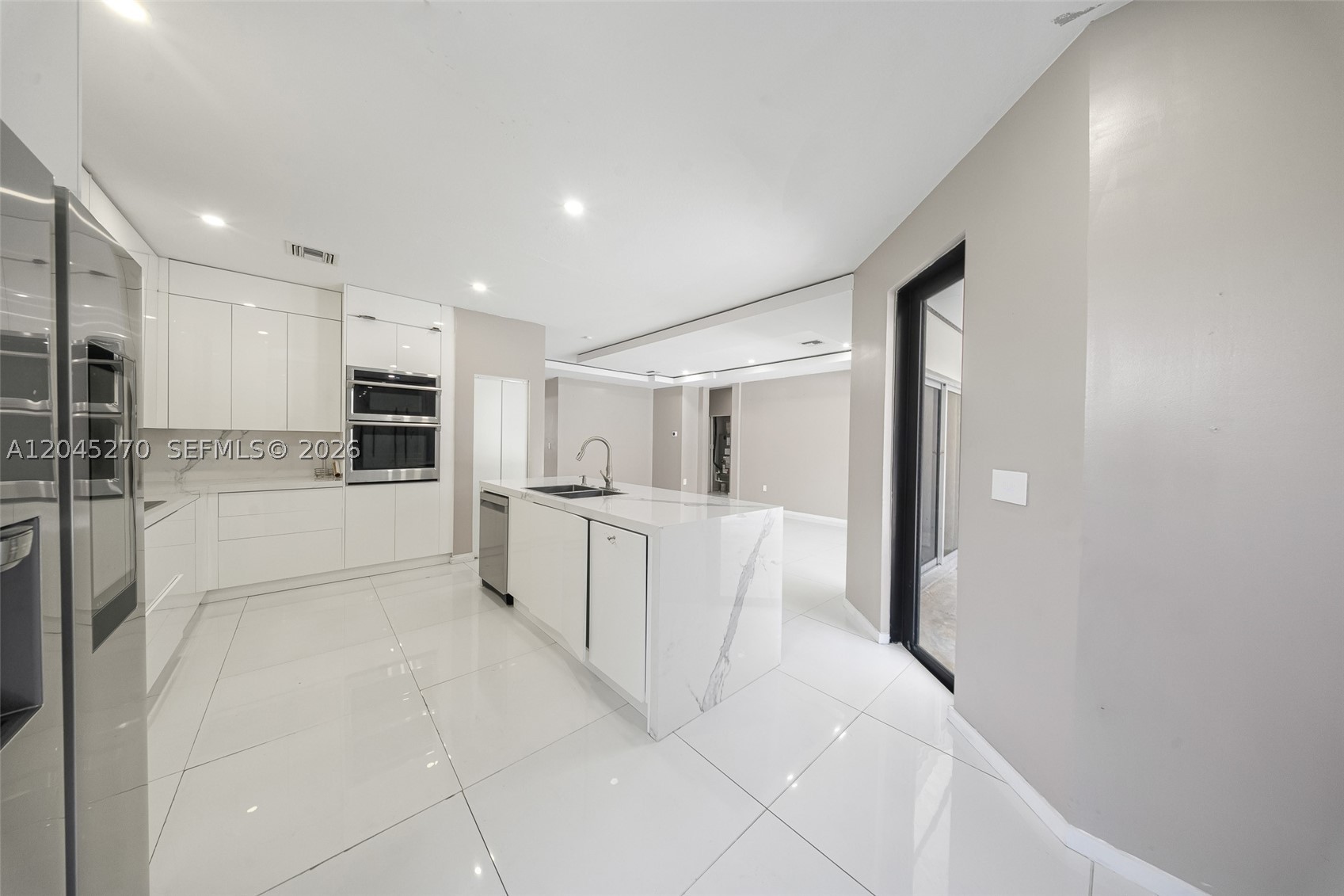 SILVER PALM WEST - Residential