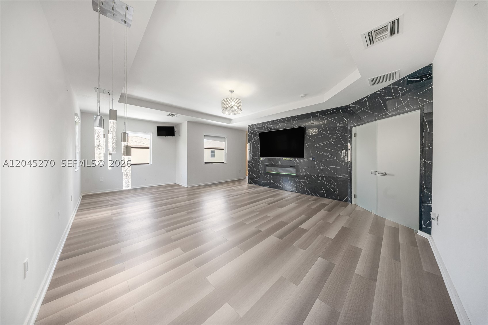 SILVER PALM WEST - Residential
