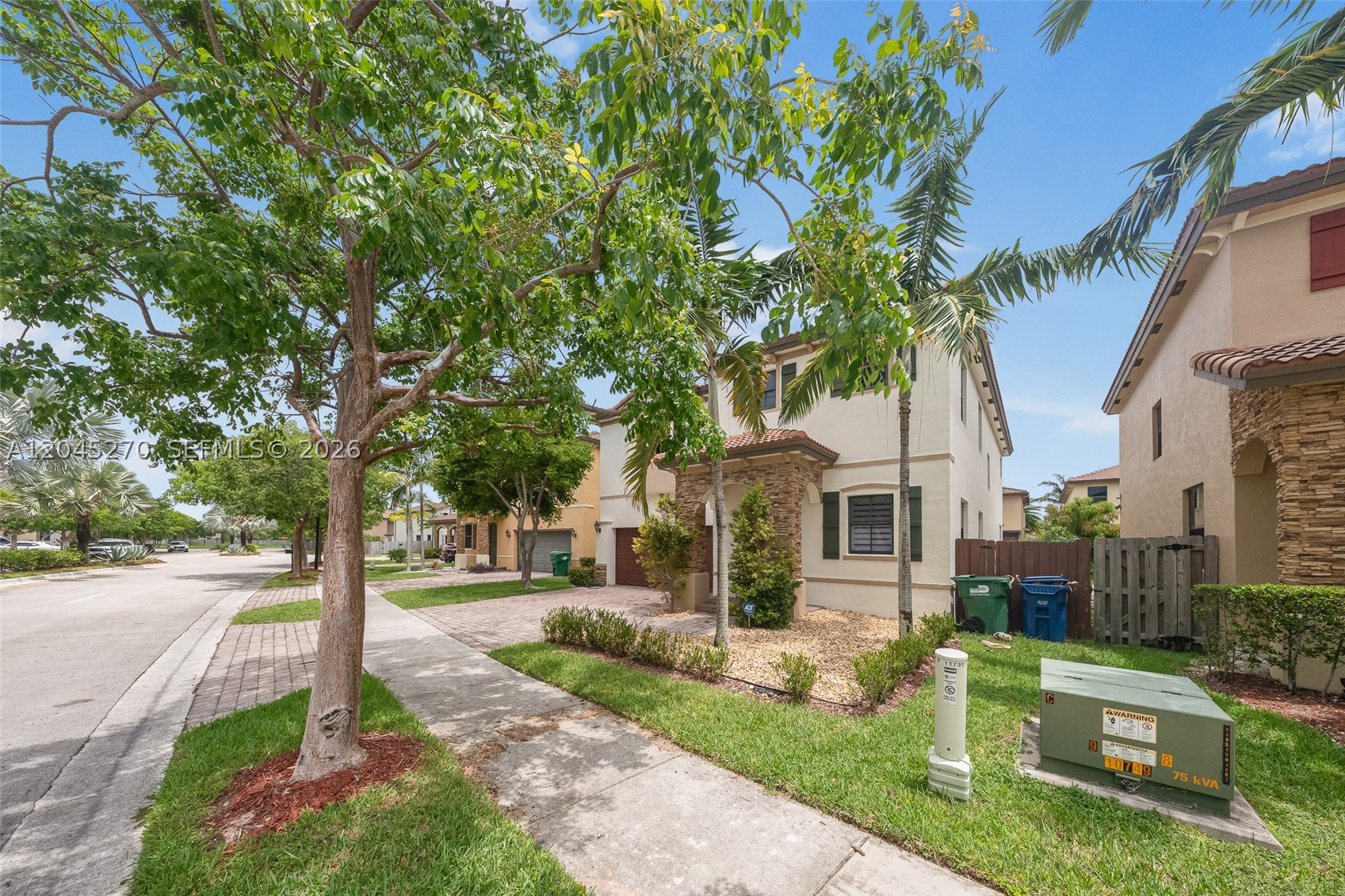 SILVER PALM WEST - Residential