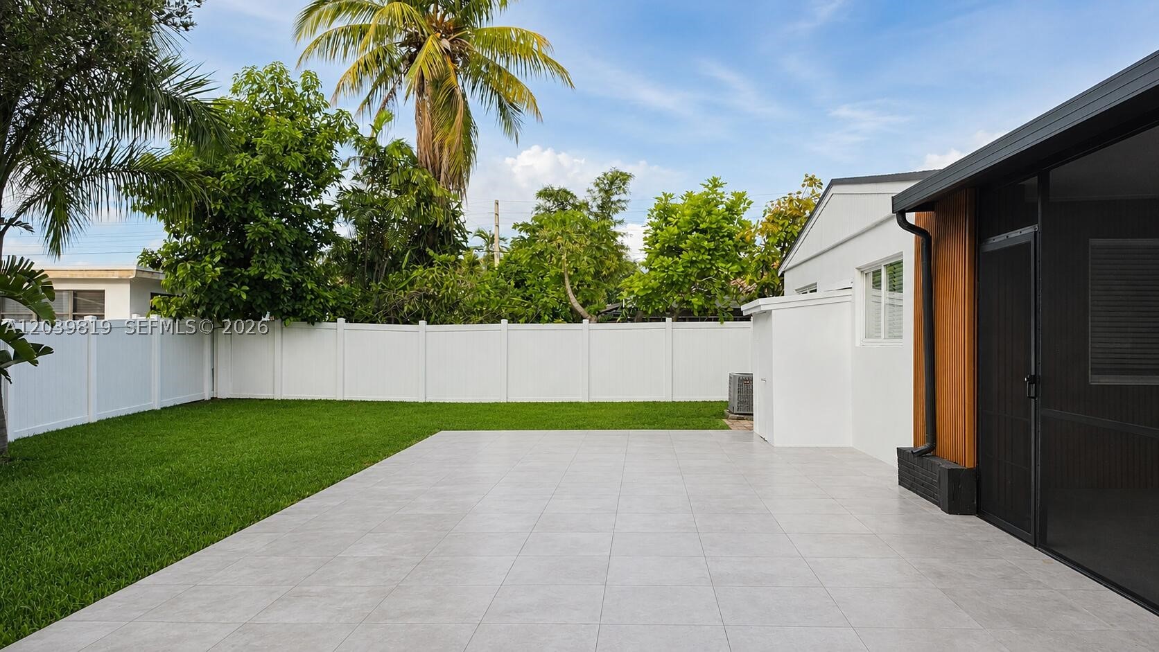 LOOK HOMESITES NO 4 - Residential