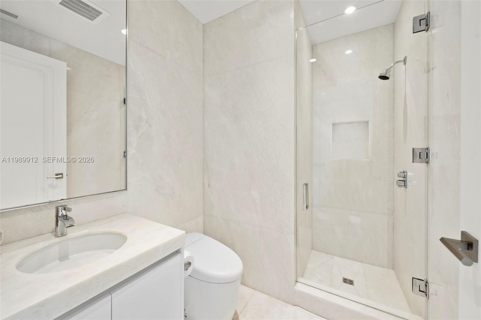 NORTH BISCAYNE BEACH AMEN - Residential