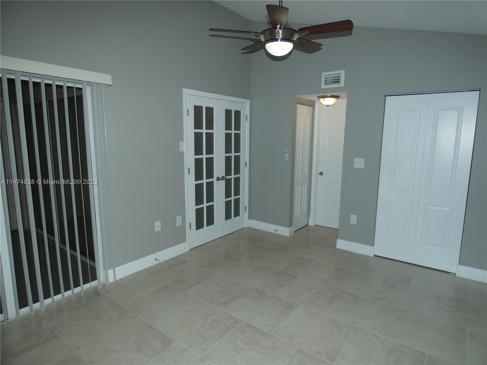 LAKEVIEW CLUB CONDO - Residential Lease