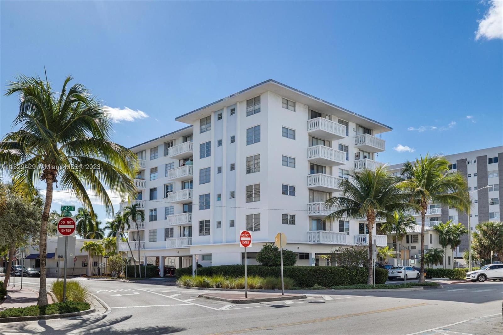 41ST STREET BUSINESS SUB - Residential