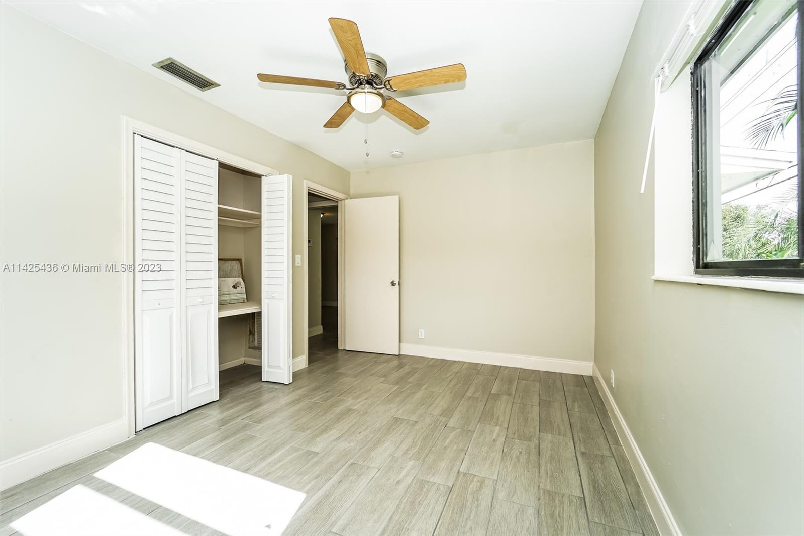DRIFTWOOD ACRES NO 12 - Residential Lease