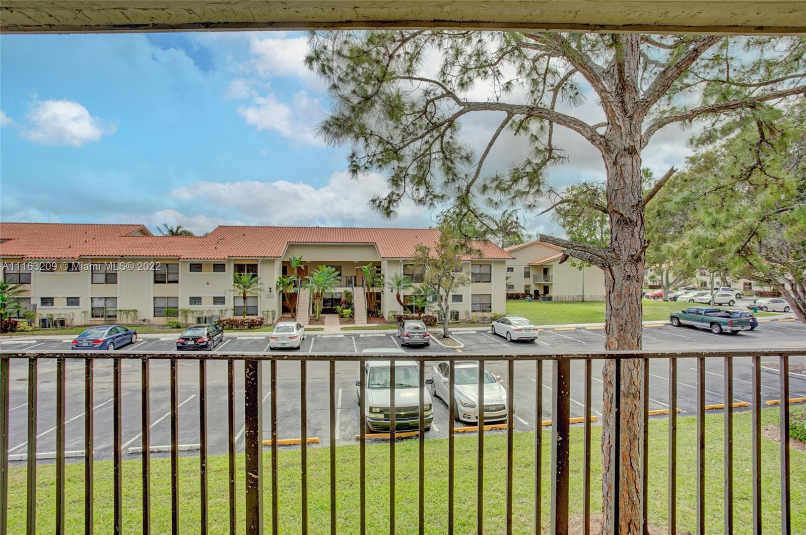 PALM BEACH PLACE CONDO - Residential