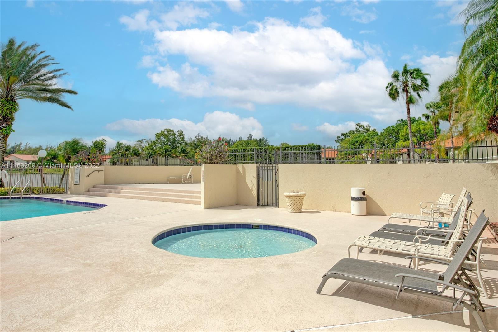 PALM BEACH PLACE CONDO - Residential