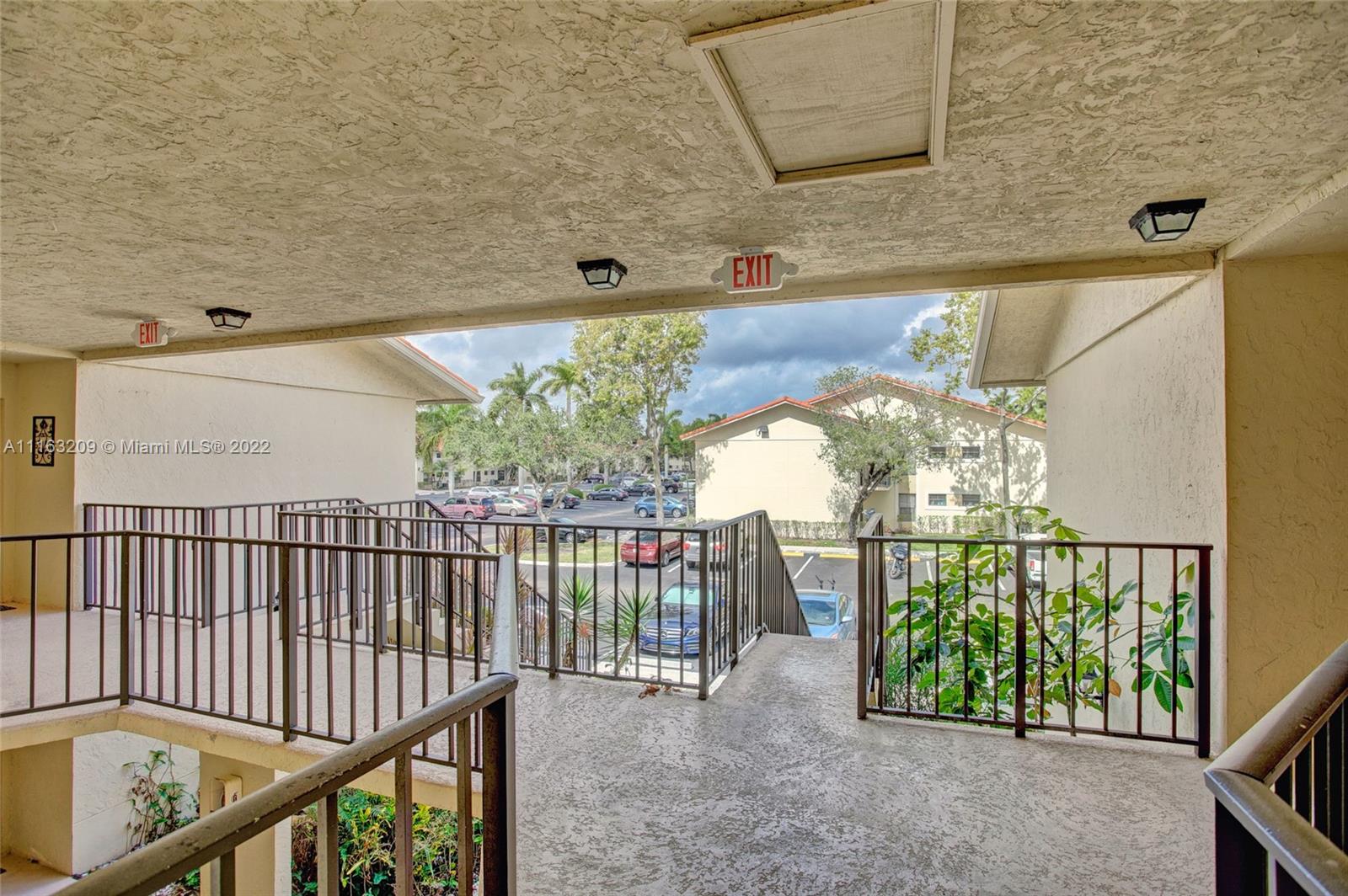 PALM BEACH PLACE CONDO - Residential