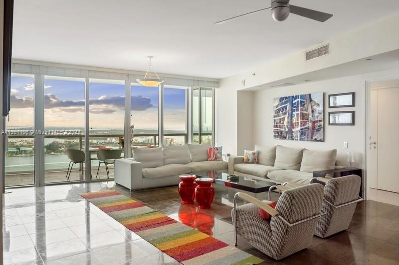 ICON CONDO - Residential
