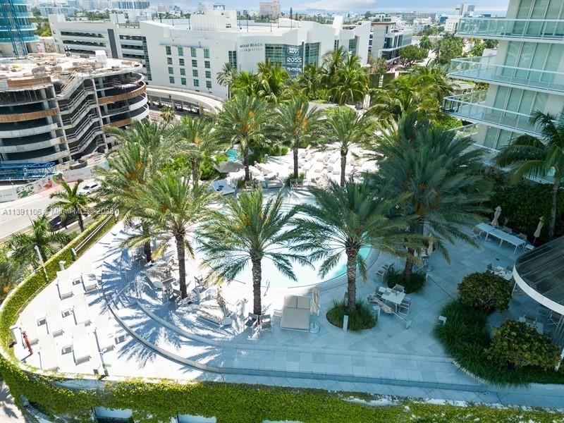 ICON CONDO - Residential
