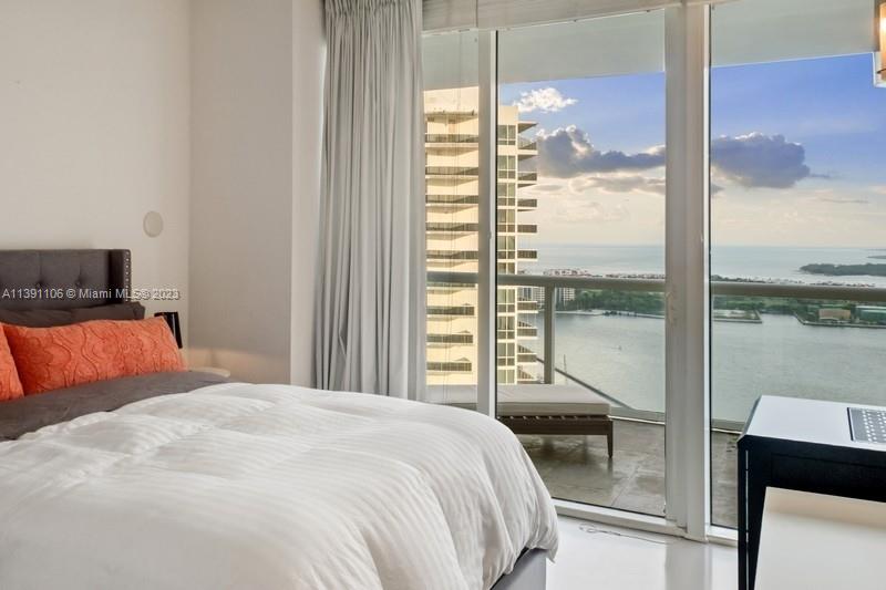 ICON CONDO - Residential