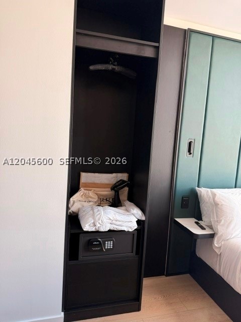 MIAMI NORTH - Residential
