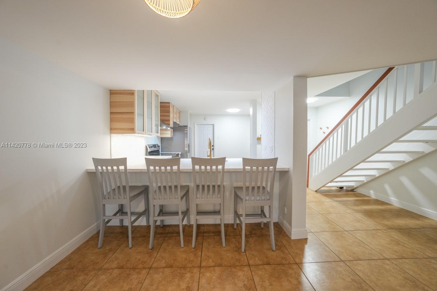PEMBROKE LAKES SECTION SE - Residential Lease