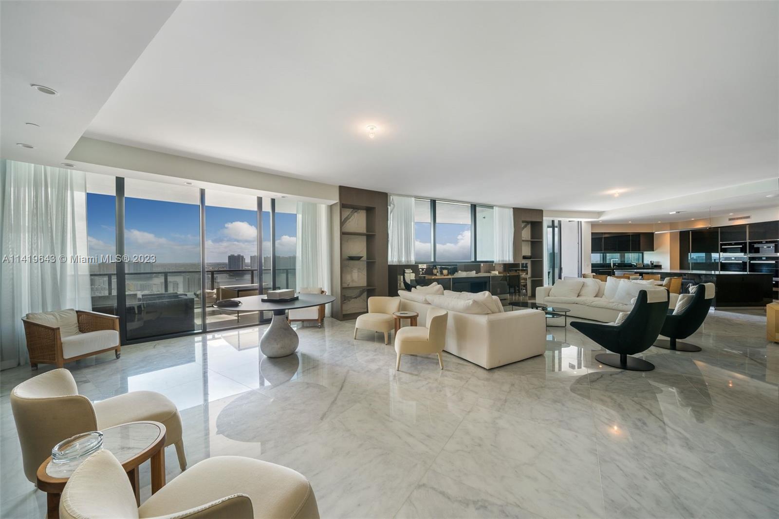 18555 COLLINS AVENUE COND - Residential Lease