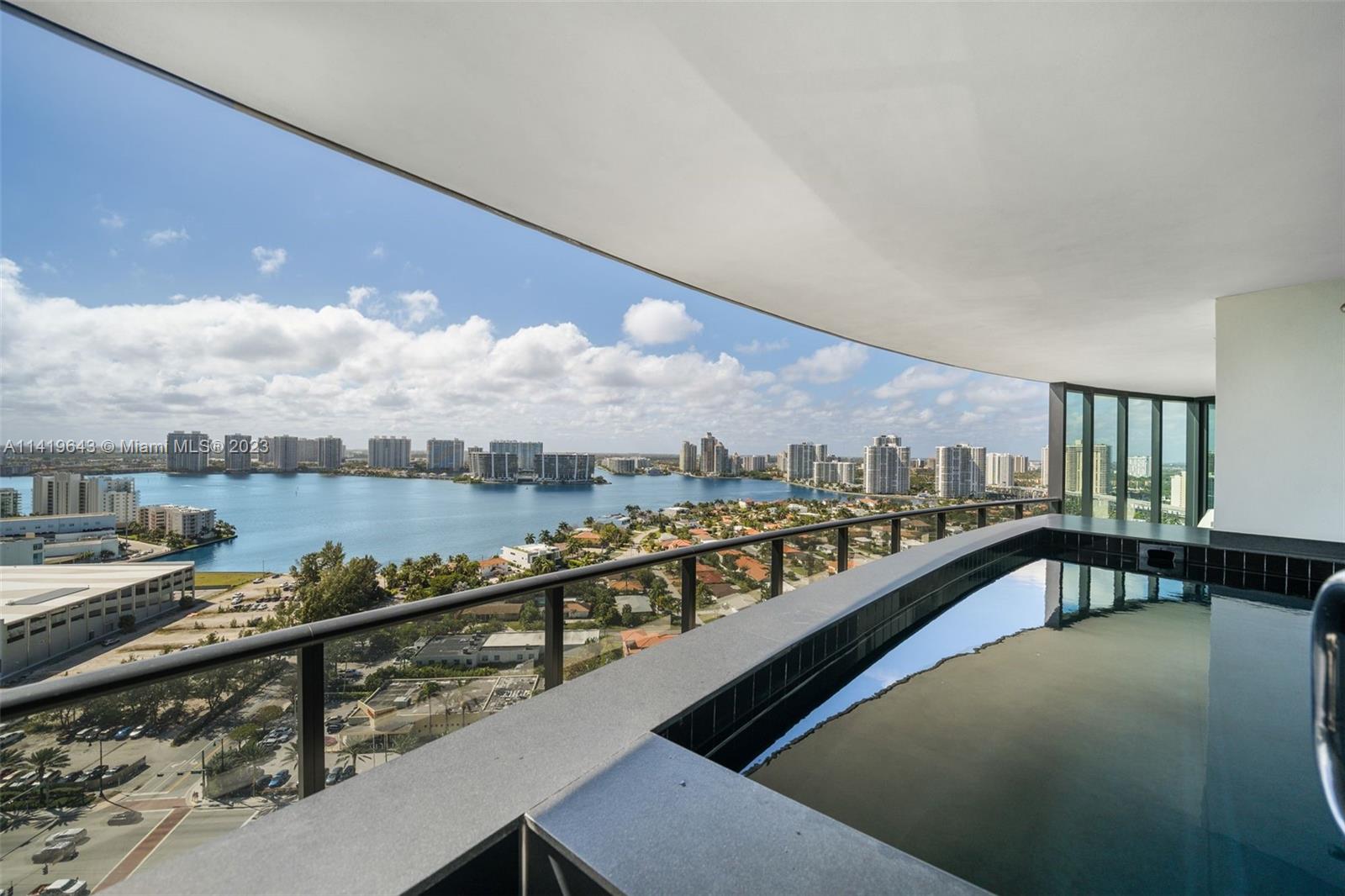 18555 COLLINS AVENUE COND - Residential Lease