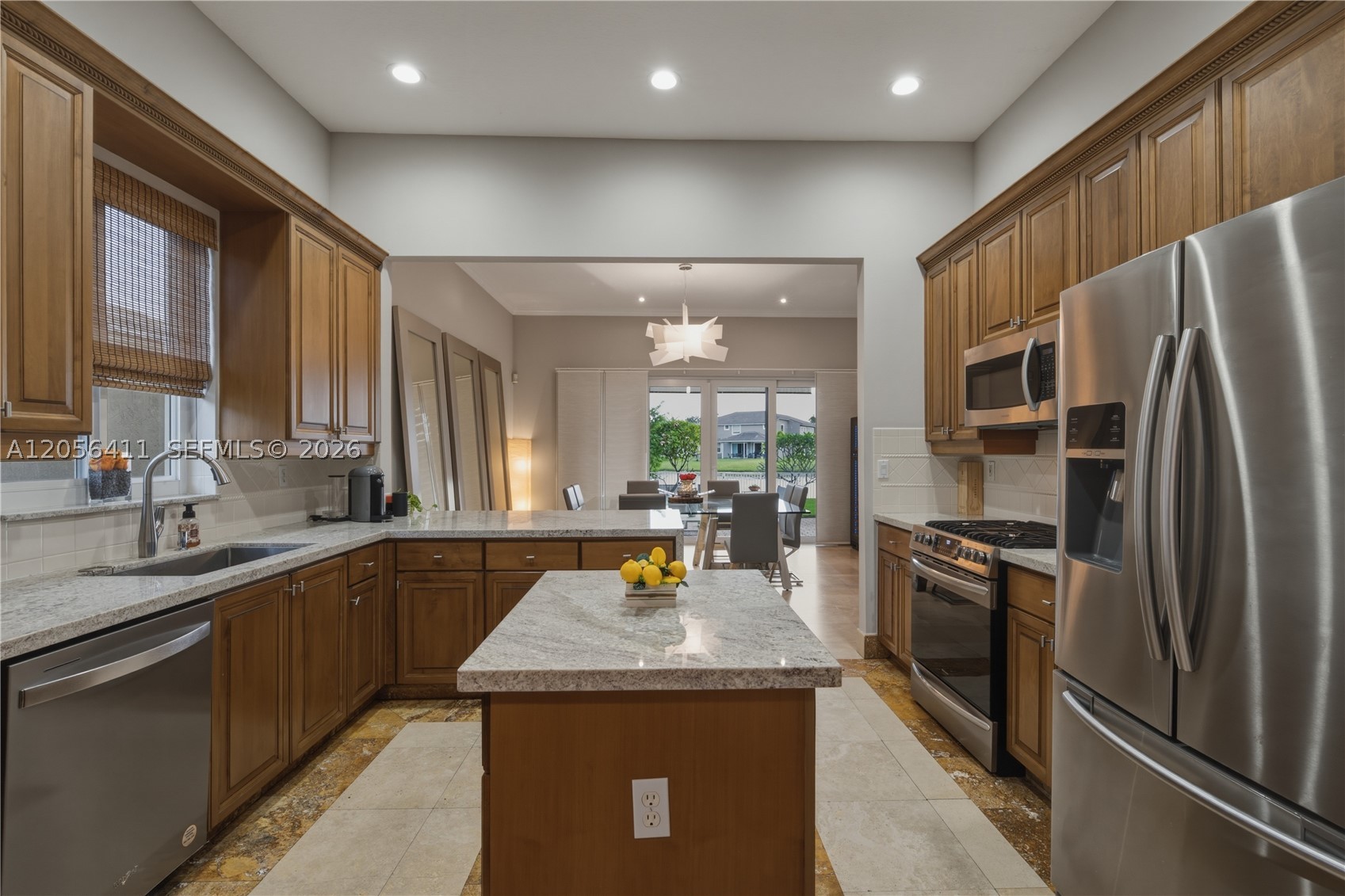 PEMBROKE FALLS - Residential