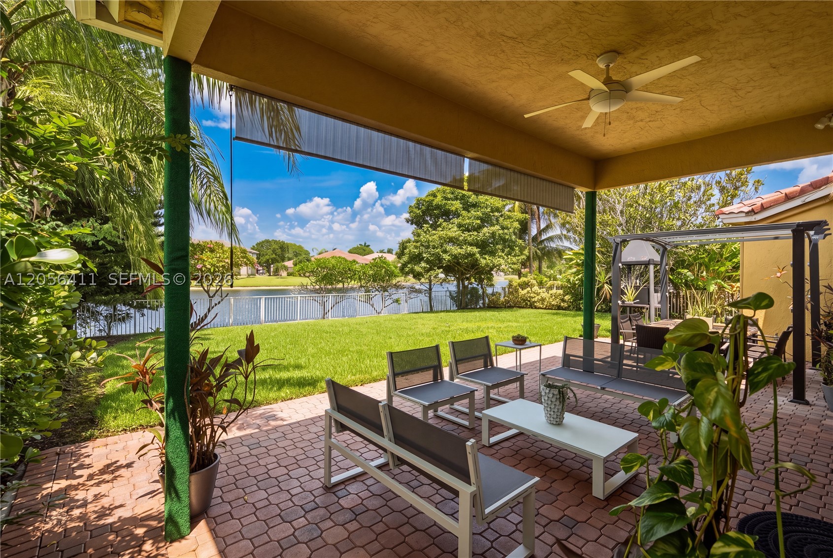 PEMBROKE FALLS - Residential