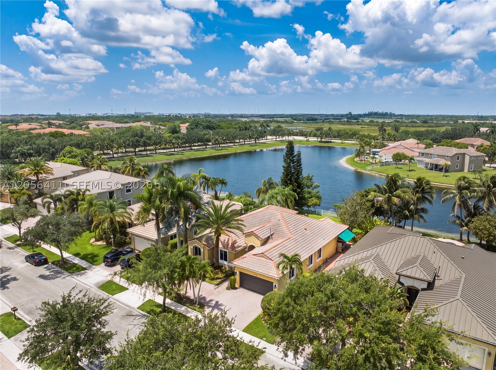 PEMBROKE FALLS - Residential