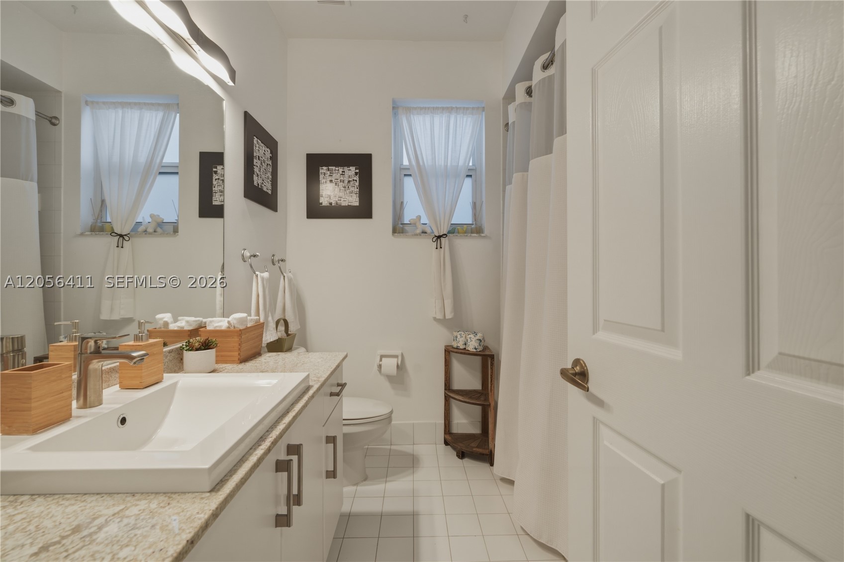 PEMBROKE FALLS - Residential
