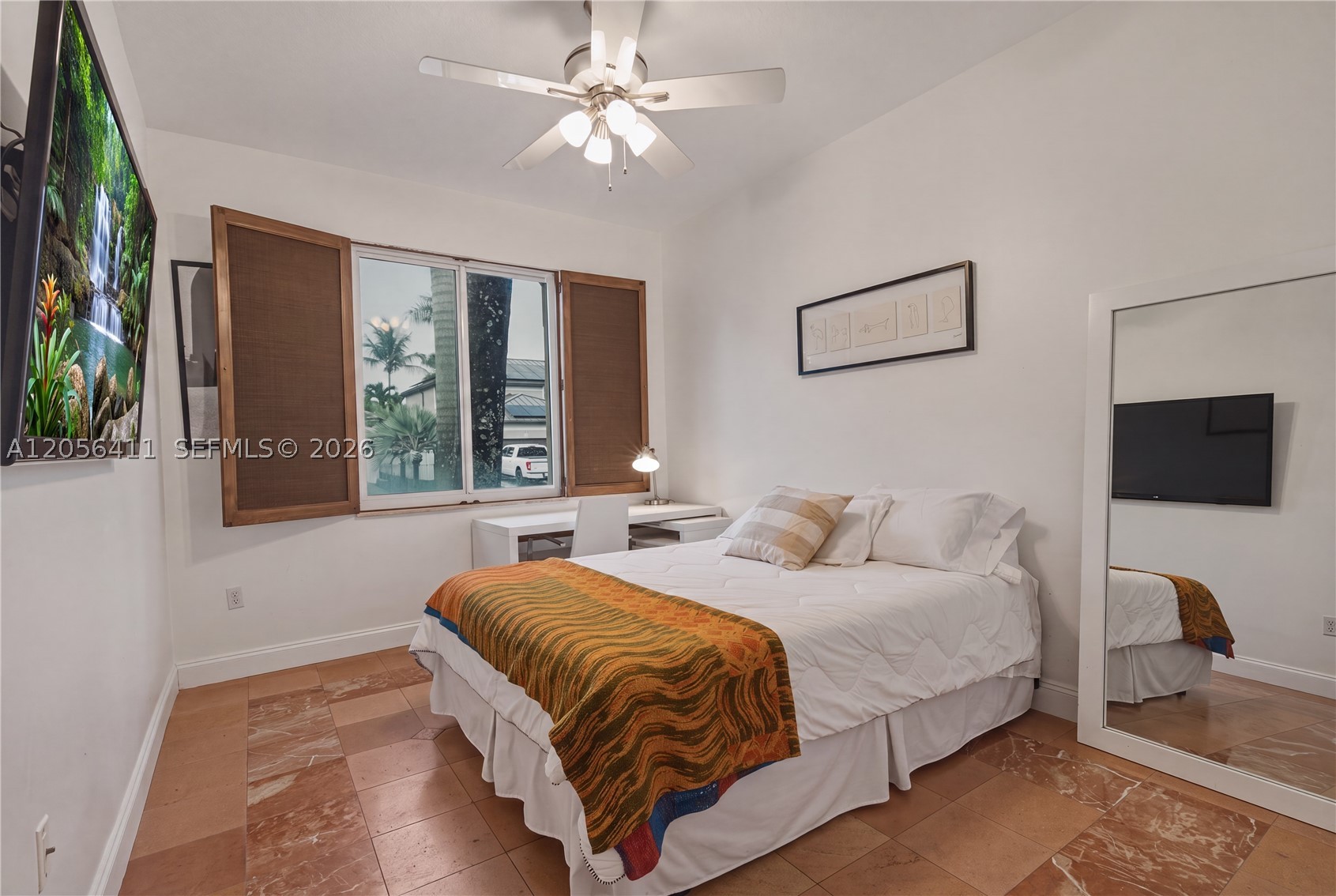 PEMBROKE FALLS - Residential