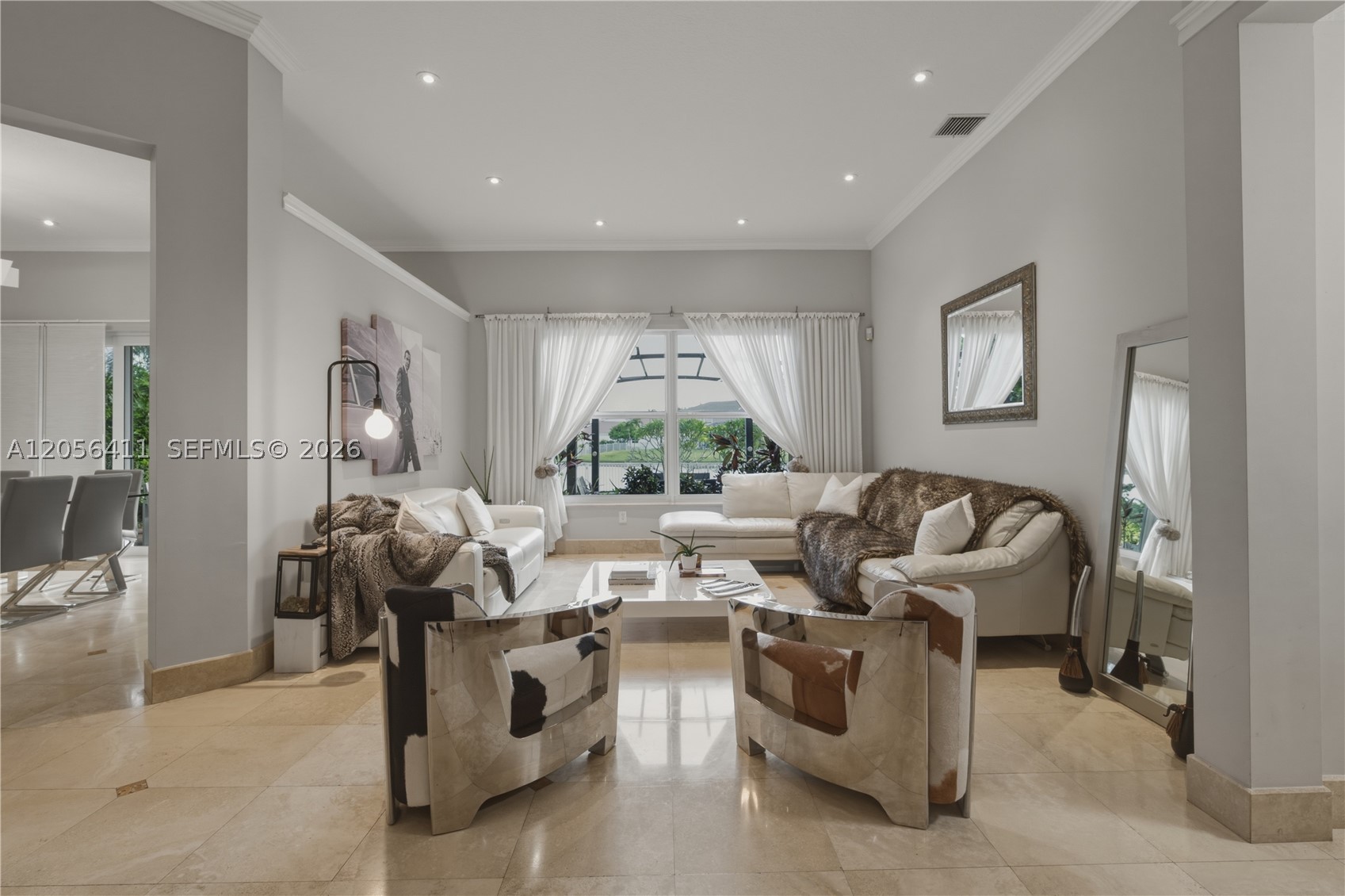 PEMBROKE FALLS - Residential