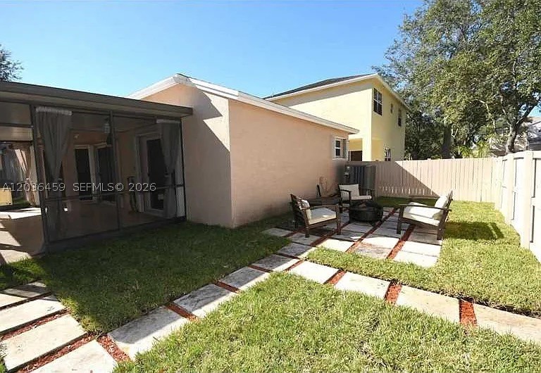 PEMBROKE LAKES SEC EIGHT - Residential Lease