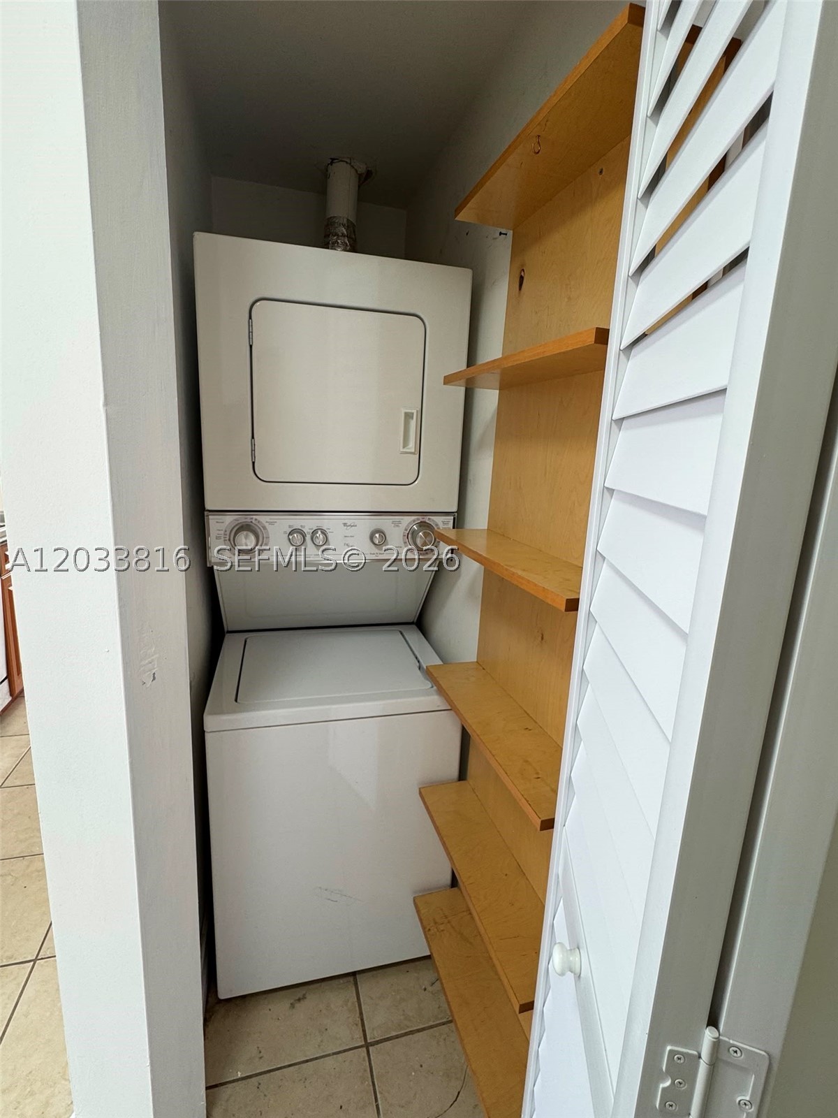 ALTOS DE MIAMI CONDO - Residential Lease