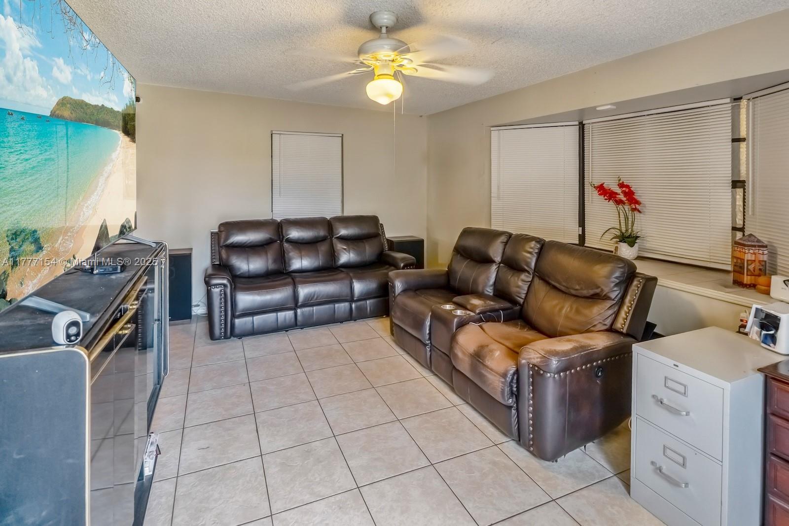 PORT ST LUCIE SECTION 3 - Residential