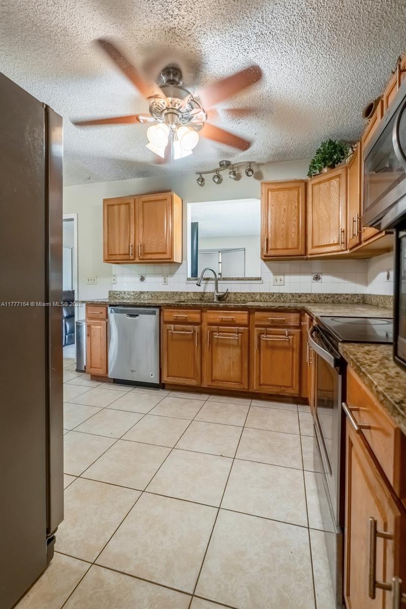 PORT ST LUCIE SECTION 3 - Residential