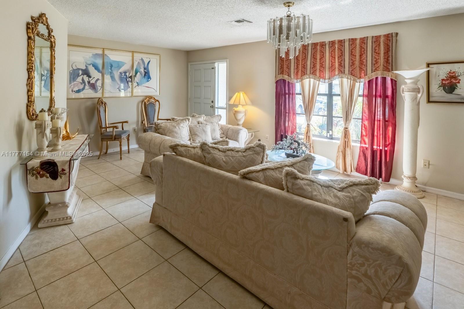 PORT ST LUCIE SECTION 3 - Residential