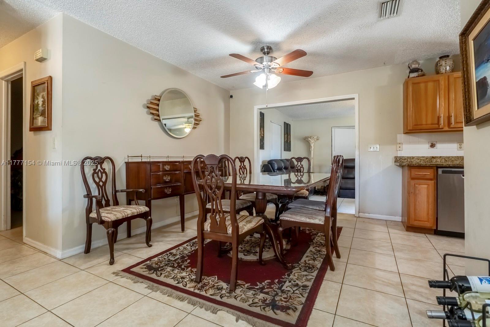 PORT ST LUCIE SECTION 3 - Residential