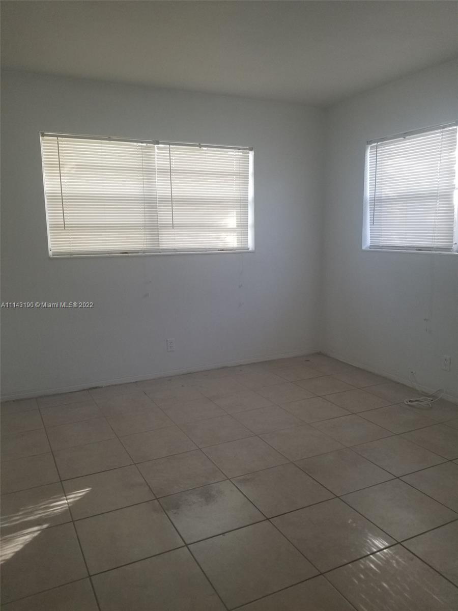 BREEZYWAY MANOR ADD - Residential Lease